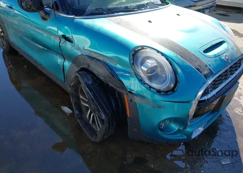 2021 Mini Convertible Cooper S z USA, uszkodzony, nr VIN WMWWJ5C0XM3N21583